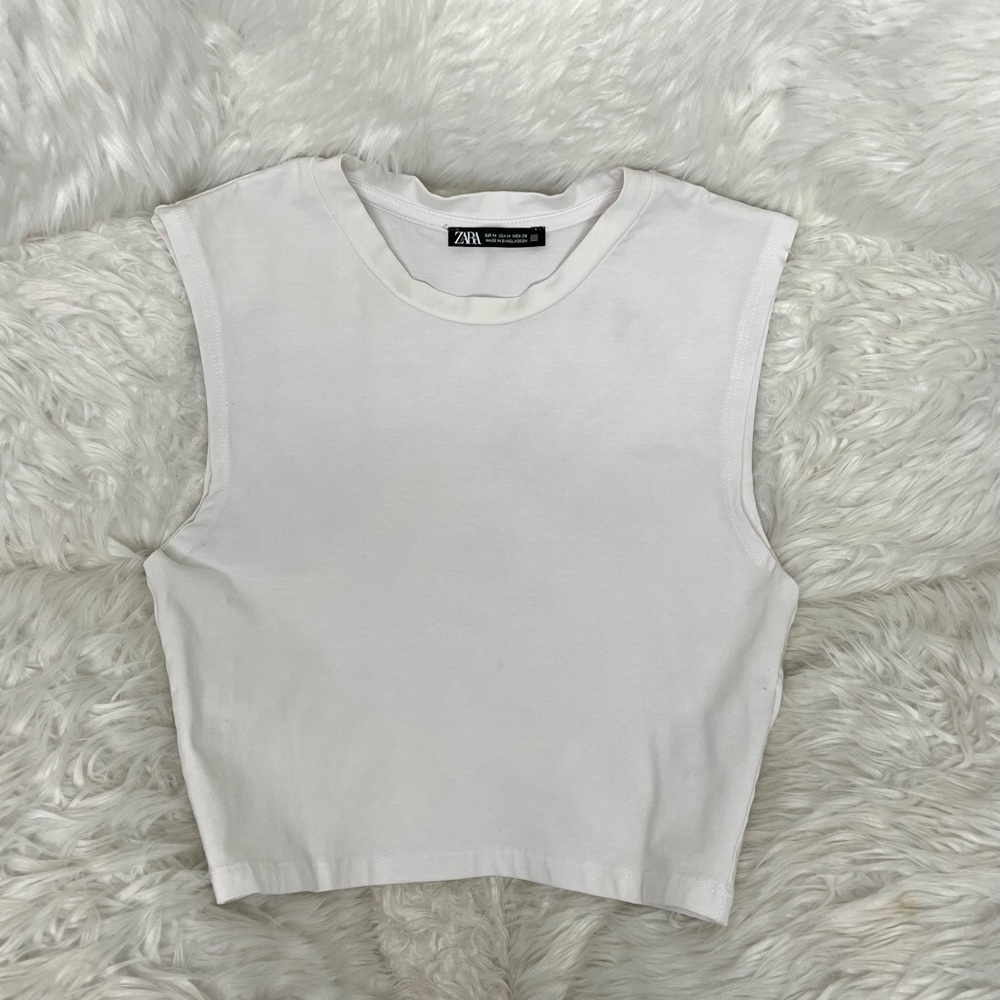 ZARA | essential white crop top